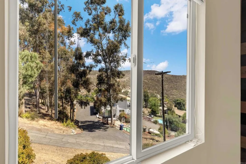 11941 Rocoso Road Lakeside, CA 92040