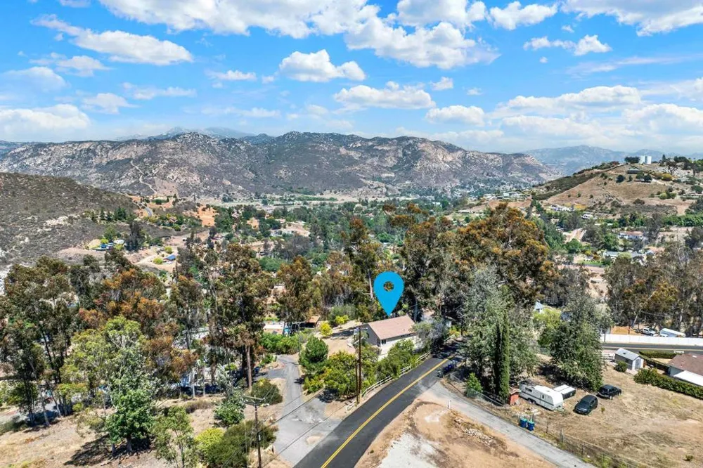 11941 Rocoso Road Lakeside, CA 92040