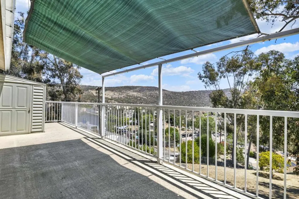 11941 Rocoso Road Lakeside, CA 92040