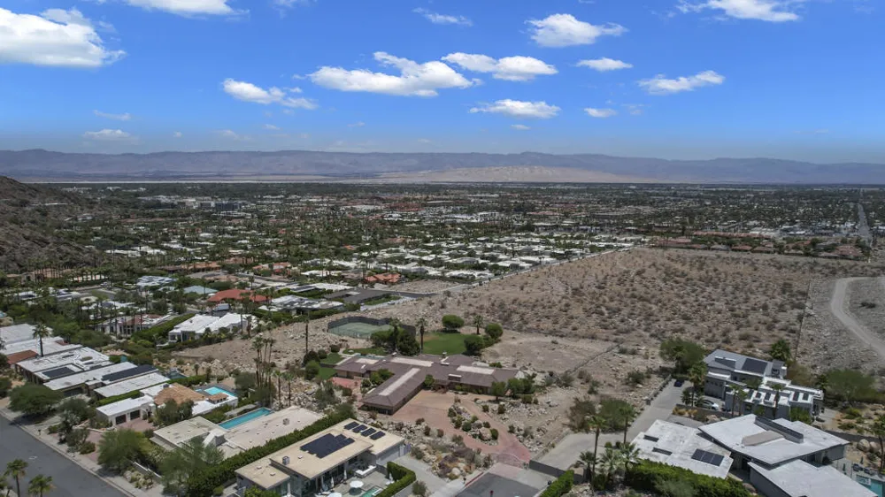 770 S La Mirada Road Palm Springs, CA 92264