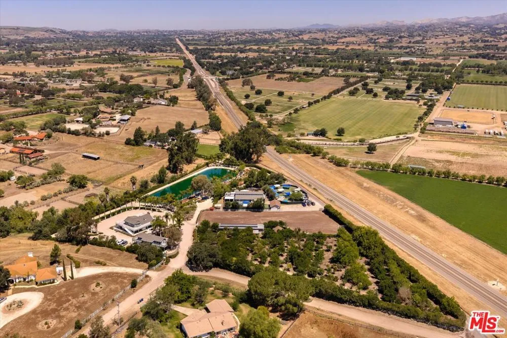 1551 Meadowvale Road Santa Ynez, CA 93460