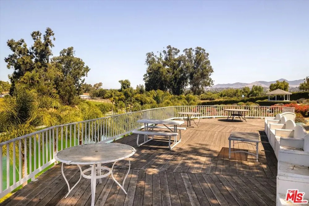 1551 Meadowvale Road Santa Ynez, CA 93460