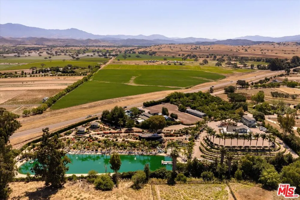 1551 Meadowvale Road Santa Ynez, CA 93460