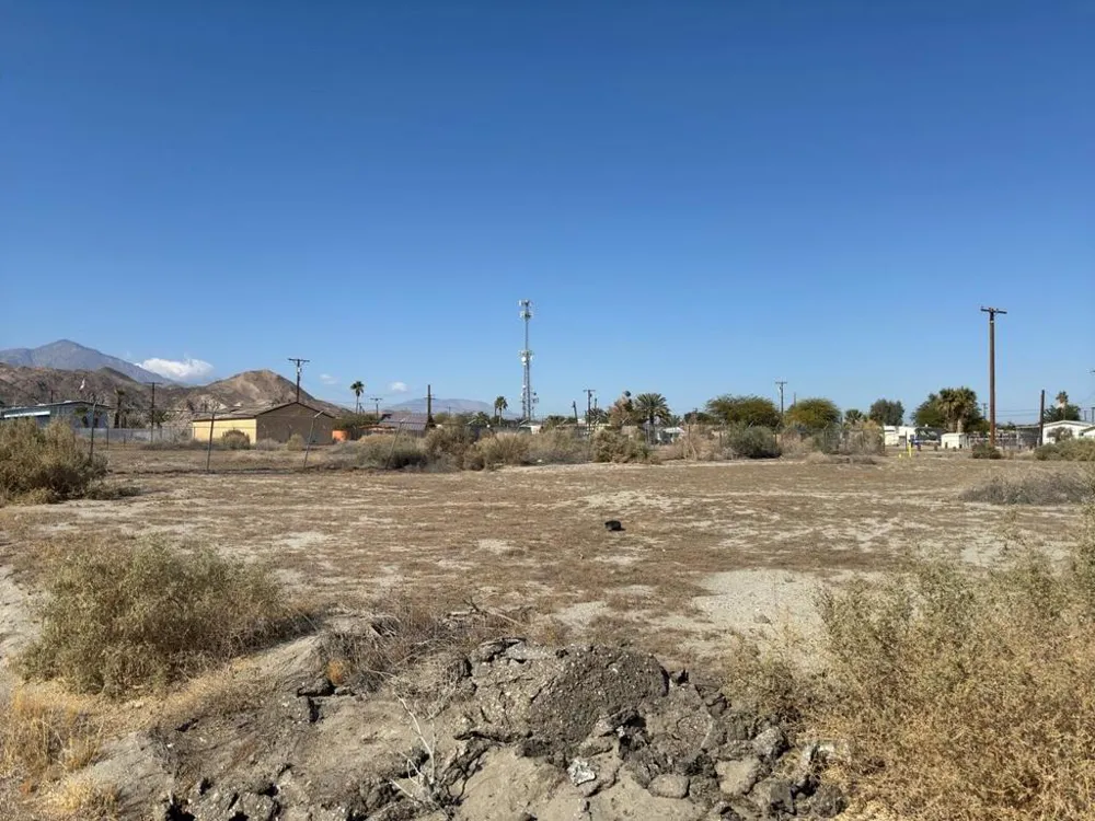 3815 Shore View Drive Thermal, CA 92274