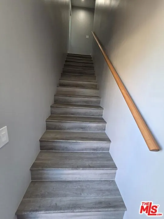 5353 S Harcourt Avenue Windsor Hills, CA 90043