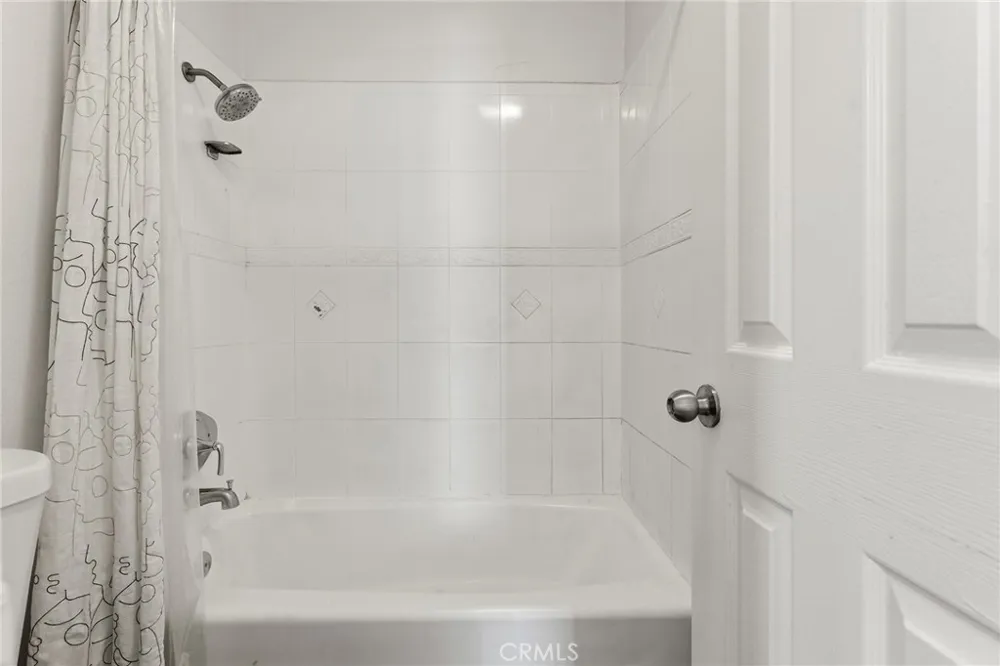 18620 Hatteras Street #157 Tarzana, CA 91356