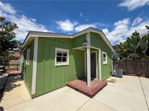 435 Cypress #D
