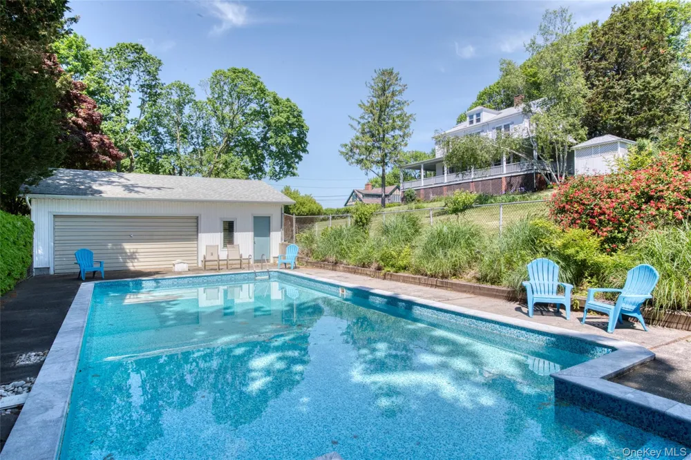 100 Maple Lane Orient, NY 11957