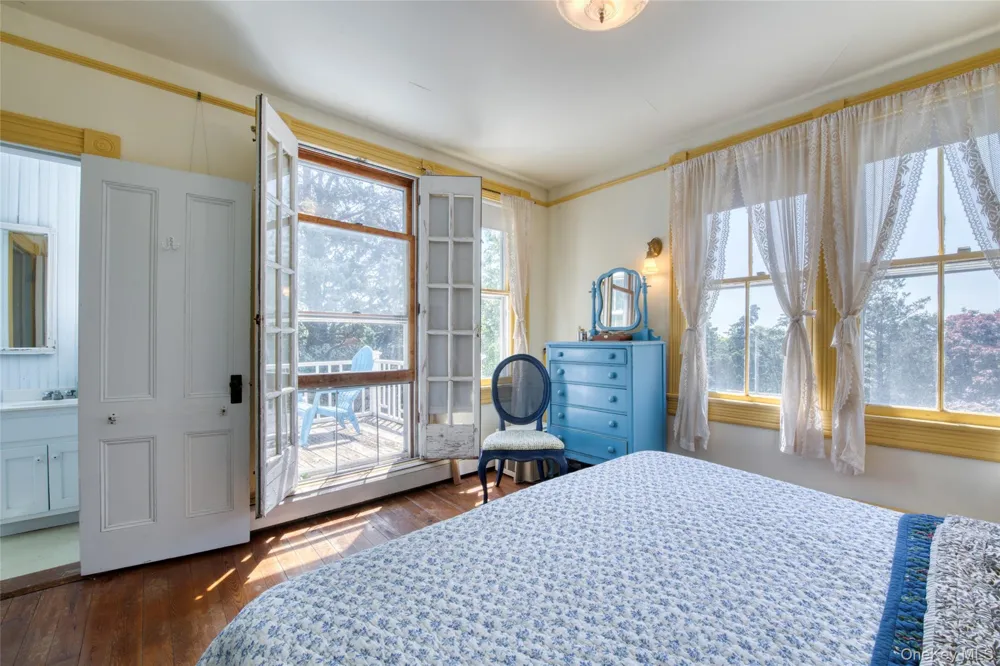 100 Maple Lane Orient, NY 11957