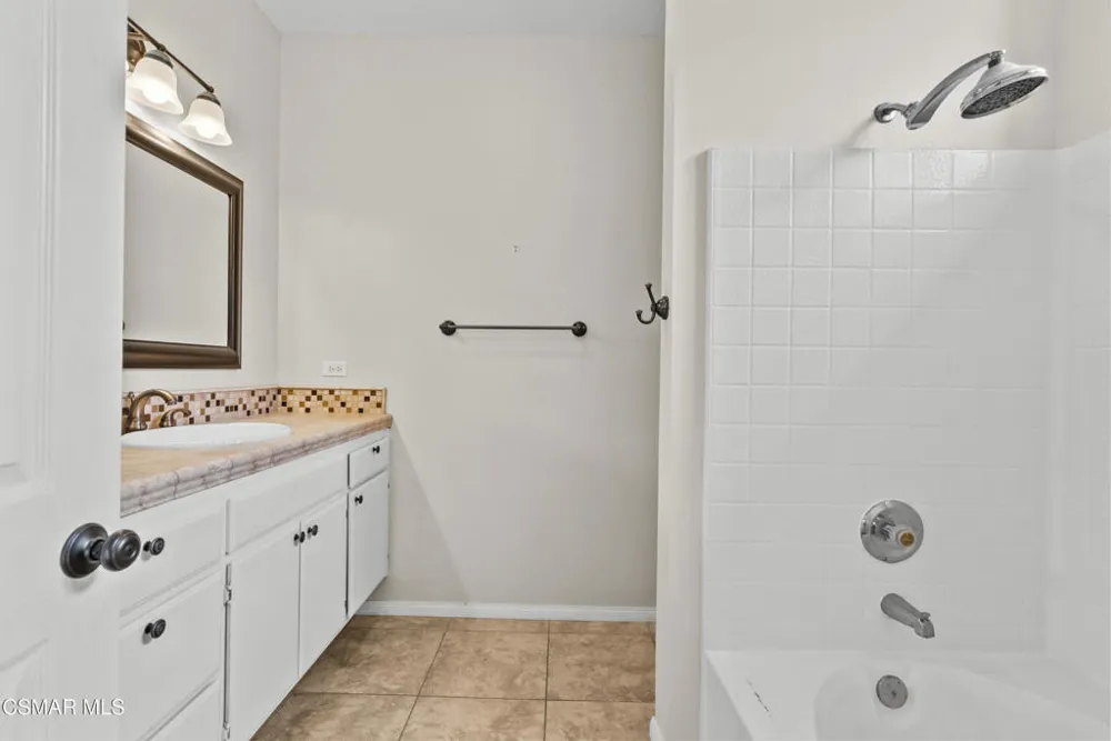 11639 Countrysprings Court Moorpark, CA 93021