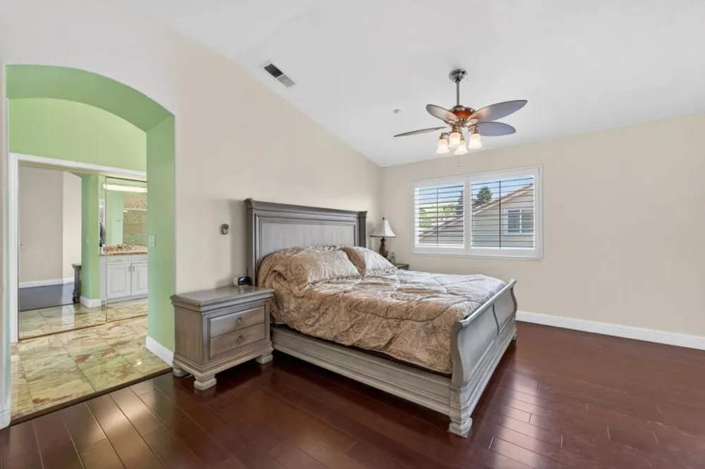 34237 Torrey Pine Lane Union City, CA 94587