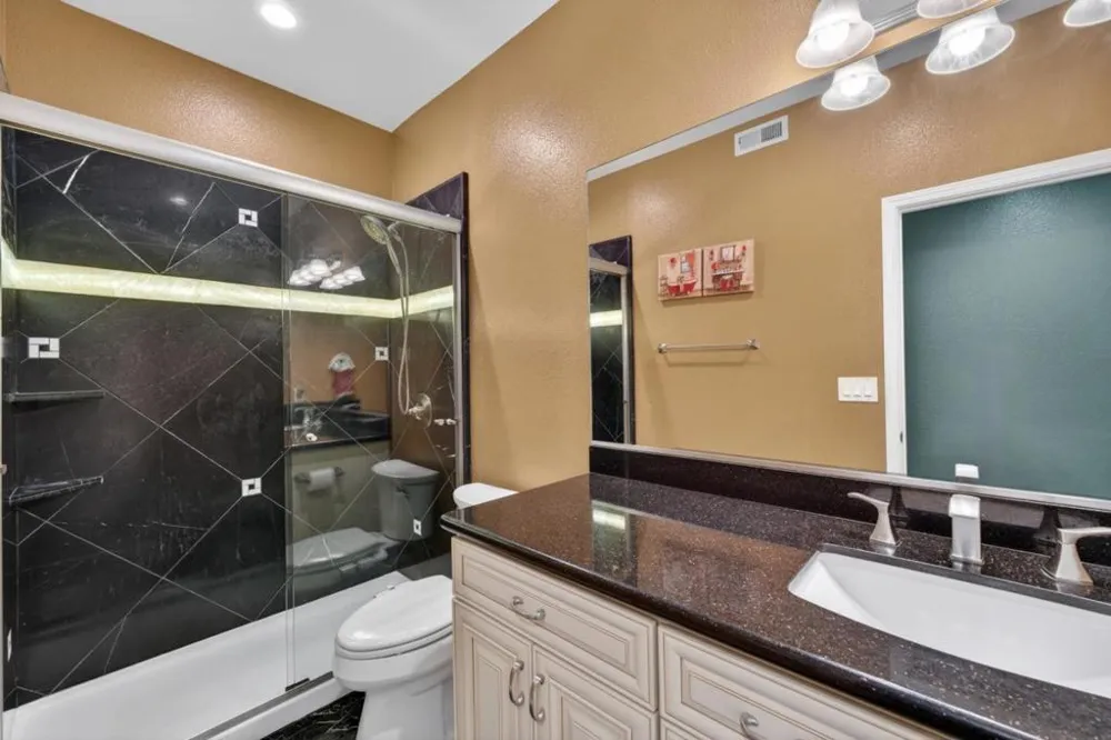 34237 Torrey Pine Lane Union City, CA 94587