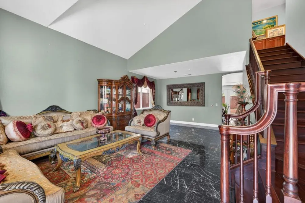 34237 Torrey Pine Lane Union City, CA 94587