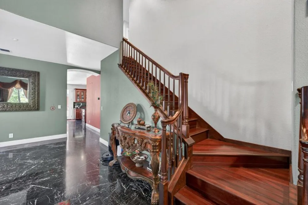 34237 Torrey Pine Lane Union City, CA 94587