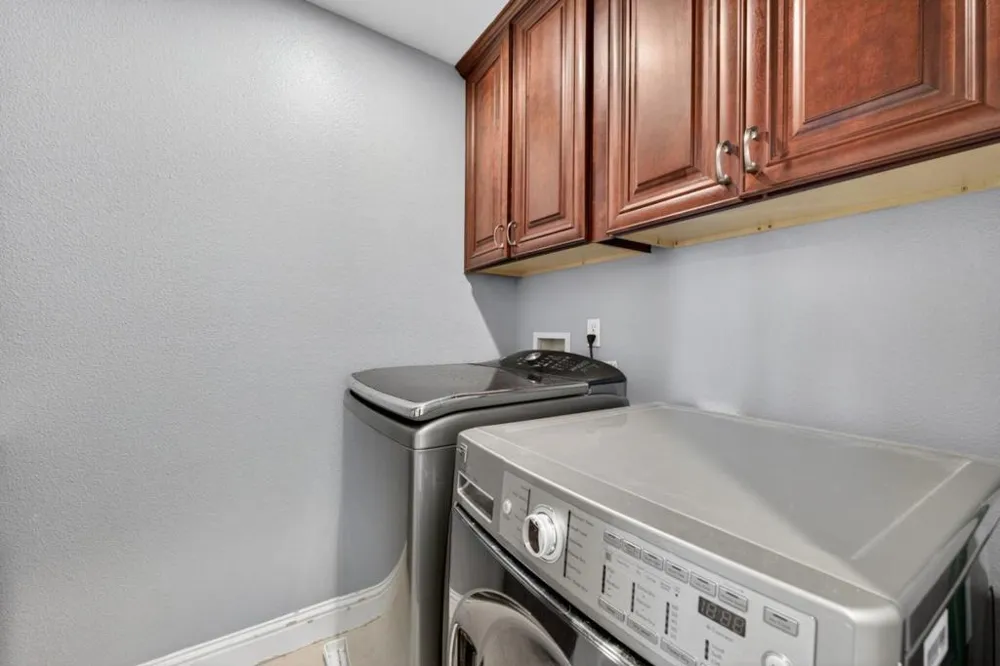 34237 Torrey Pine Lane Union City, CA 94587