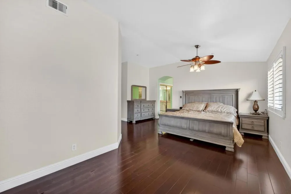 34237 Torrey Pine Lane Union City, CA 94587