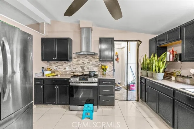 18967 Tawney Adelanto, CA 92301