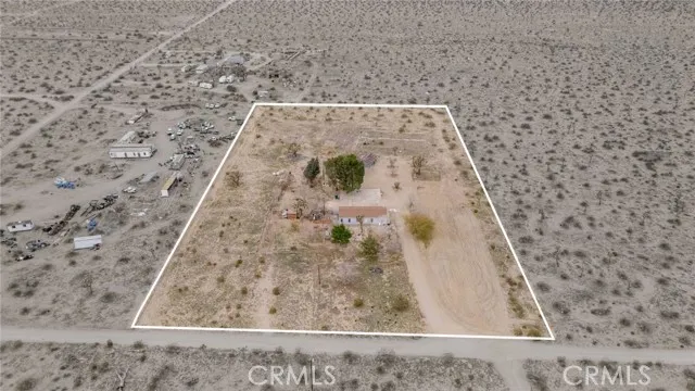18967 Tawney Adelanto, CA 92301