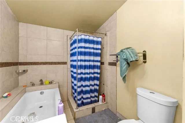 18967 Tawney Adelanto, CA 92301