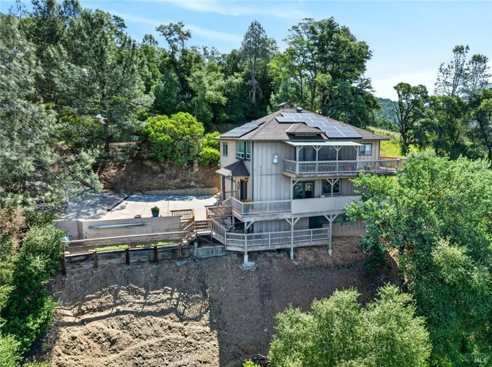 3165 Fulton Lucerne, CA 95458