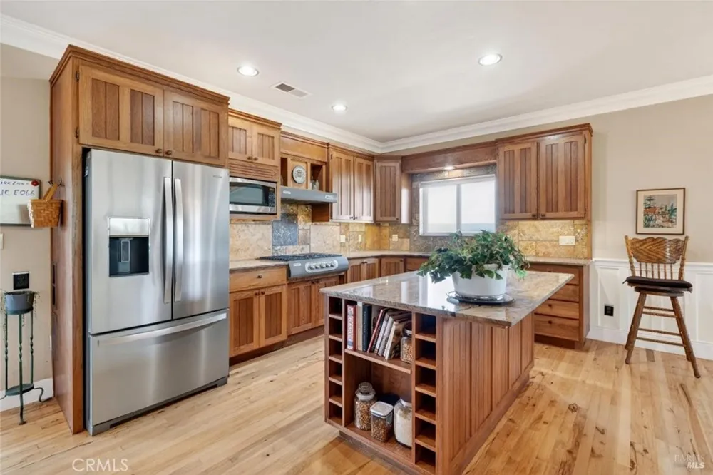 3165 Fulton Lucerne, CA 95458