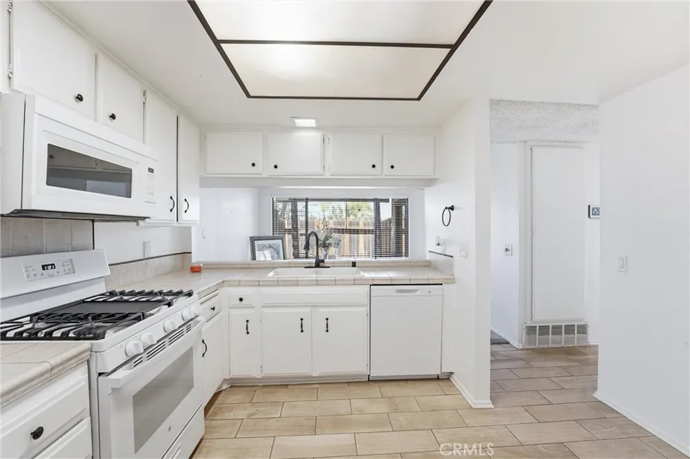 6567 Carioca Lane Riverside, CA 92506