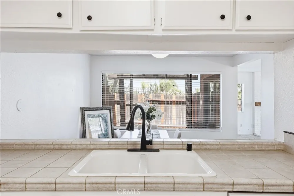 6567 Carioca Lane Riverside, CA 92506