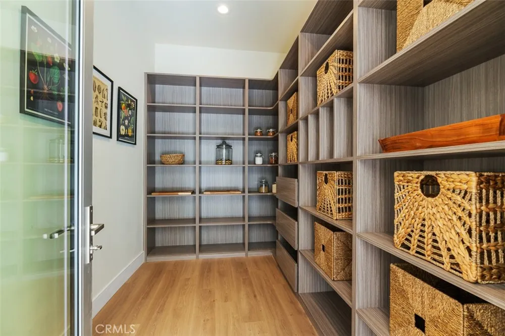 109 Buckskin Road Bell Canyon, CA 91307