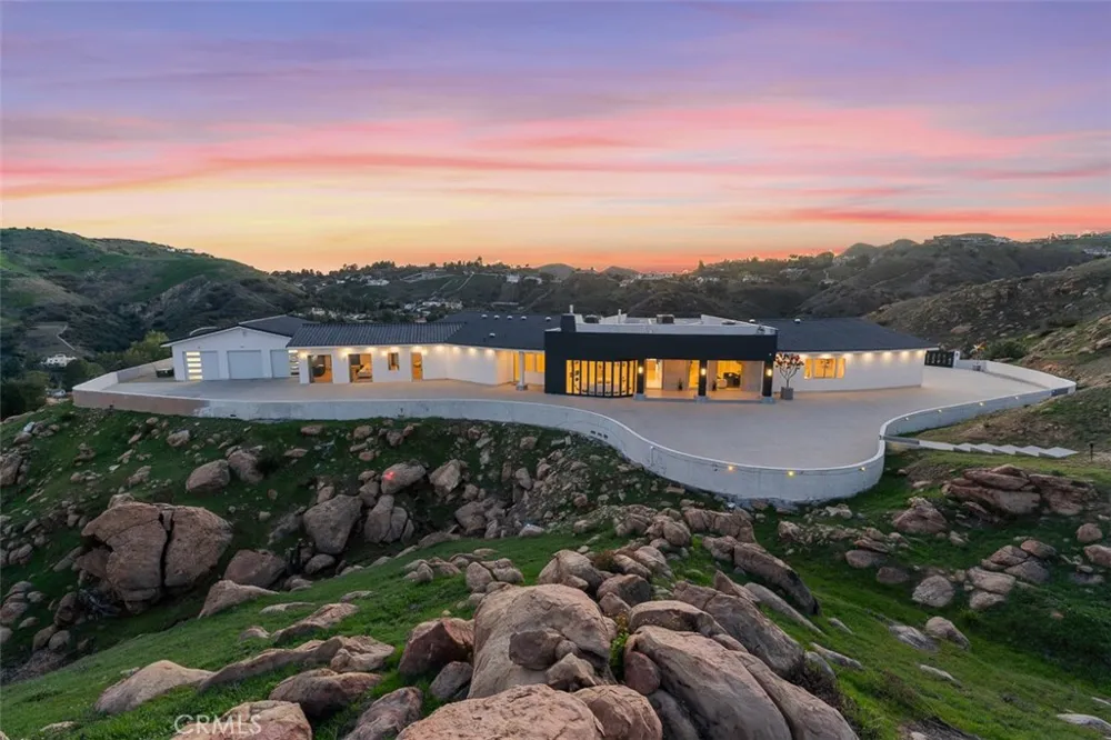 109 Buckskin Road Bell Canyon, CA 91307