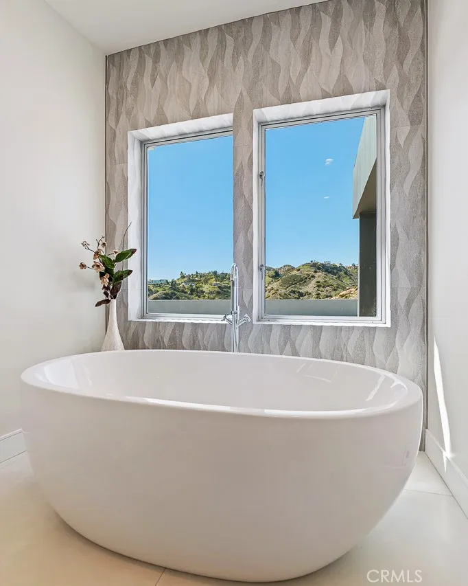 109 Buckskin Road Bell Canyon, CA 91307