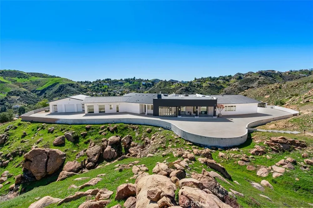 109 Buckskin Road Bell Canyon, CA 91307