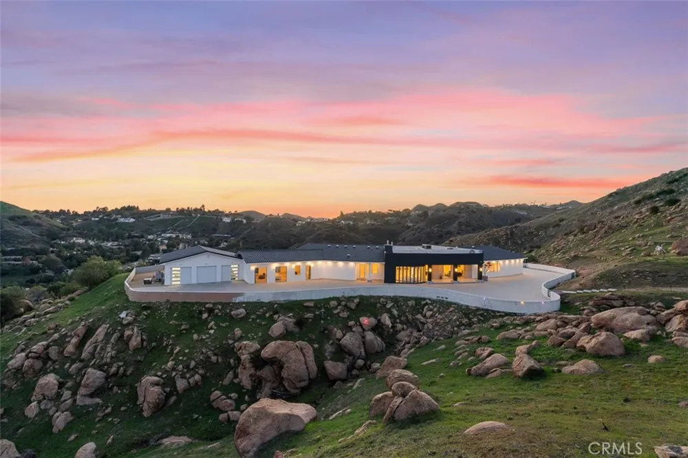 109 Buckskin Road Bell Canyon, CA 91307