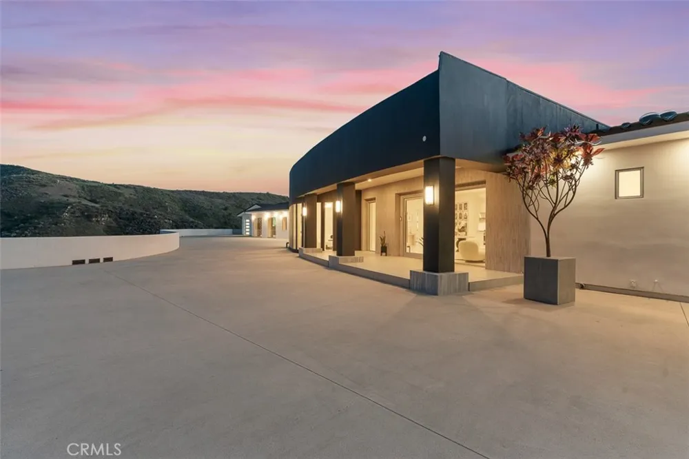 109 Buckskin Road Bell Canyon, CA 91307