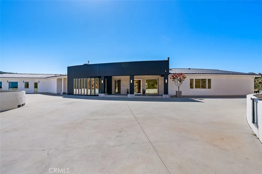 109 Buckskin Road Bell Canyon, CA 91307