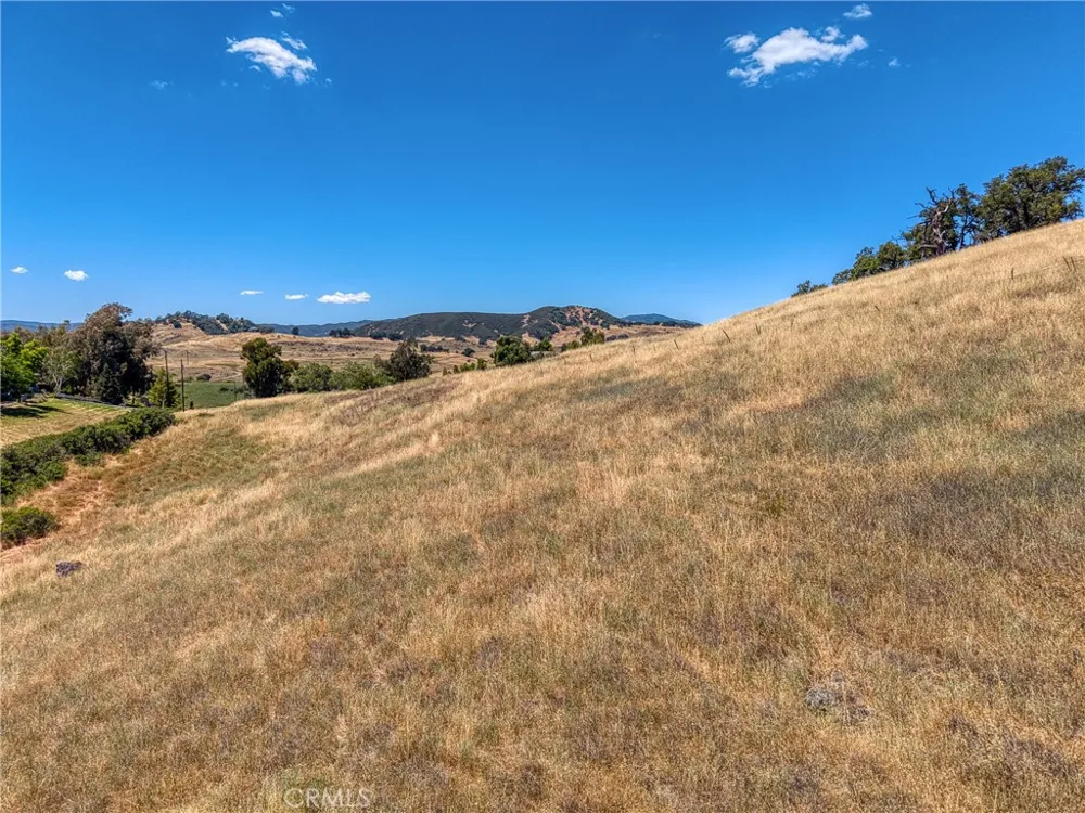 670 Walnut Lakeport, CA 95453