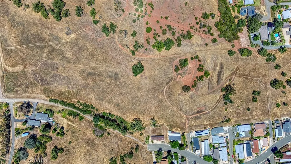 670 Walnut Lakeport, CA 95453