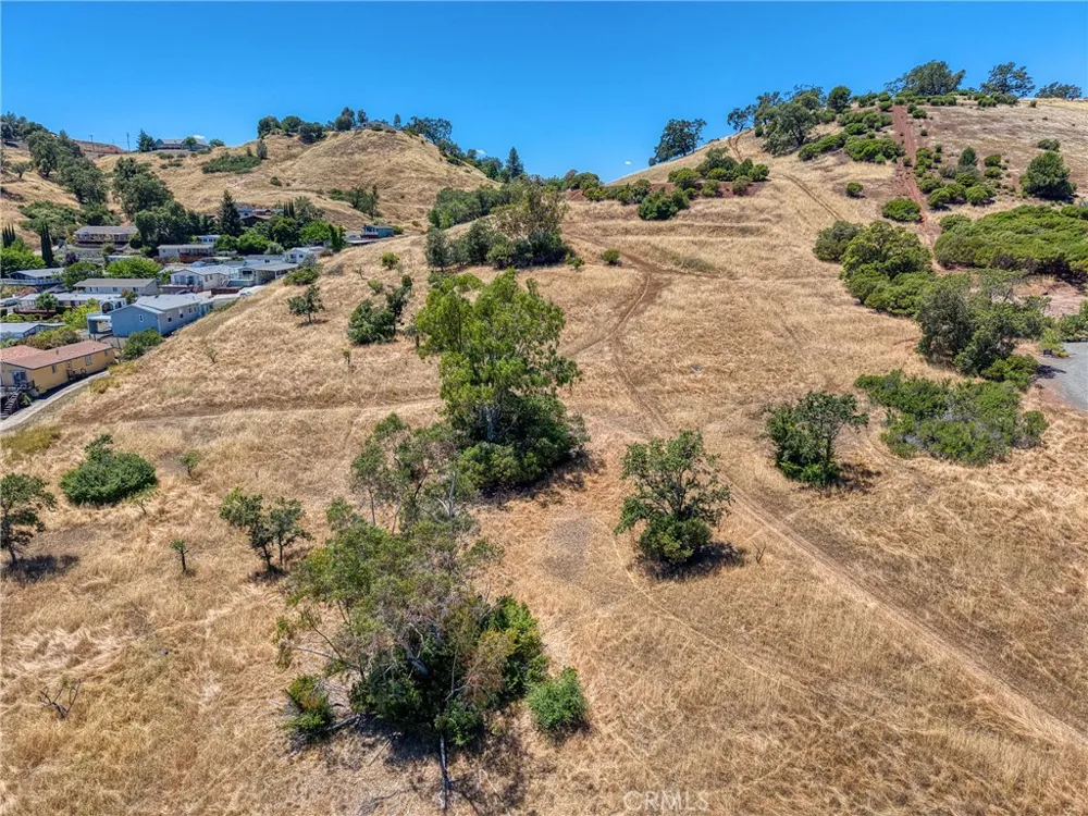 670 Walnut Lakeport, CA 95453