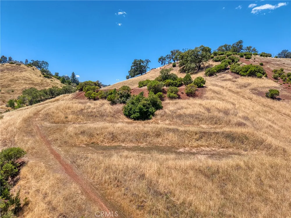 670 Walnut Lakeport, CA 95453