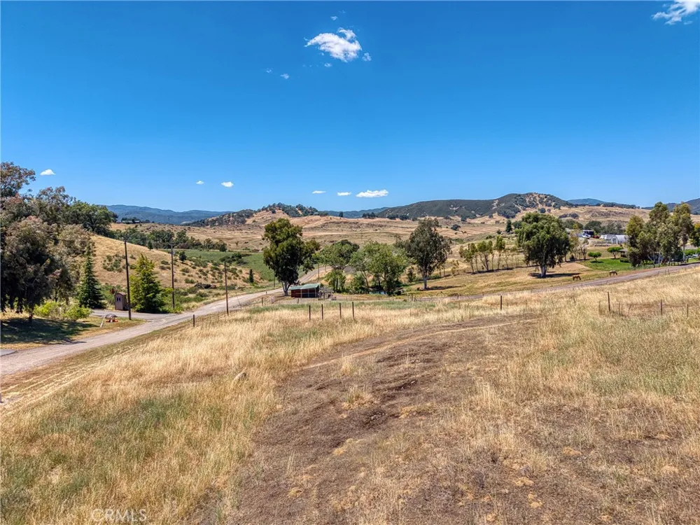 670 Walnut Lakeport, CA 95453