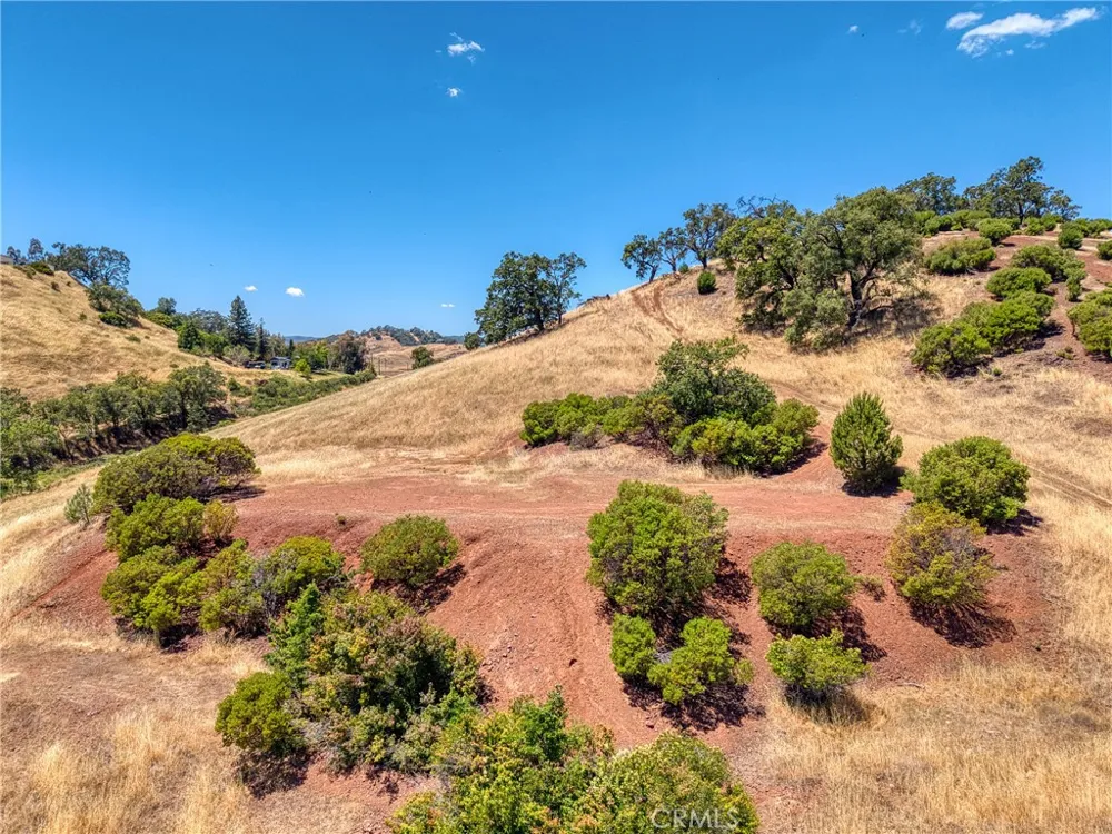670 Walnut Lakeport, CA 95453