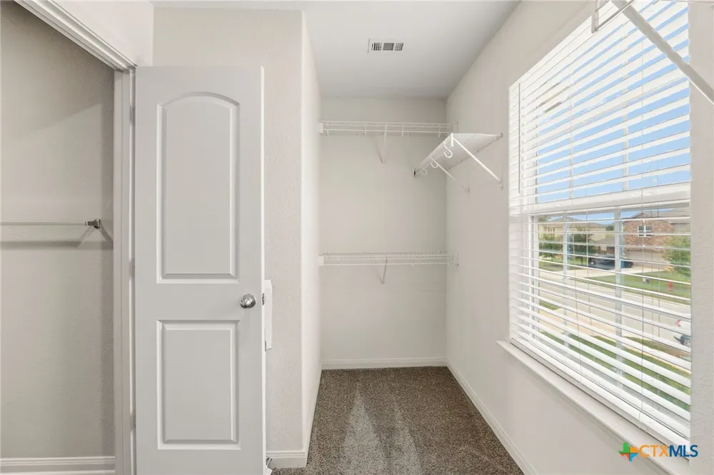 1579 Violet Lane Kyle, TX 78640