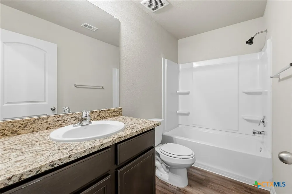 1579 Violet Lane Kyle, TX 78640