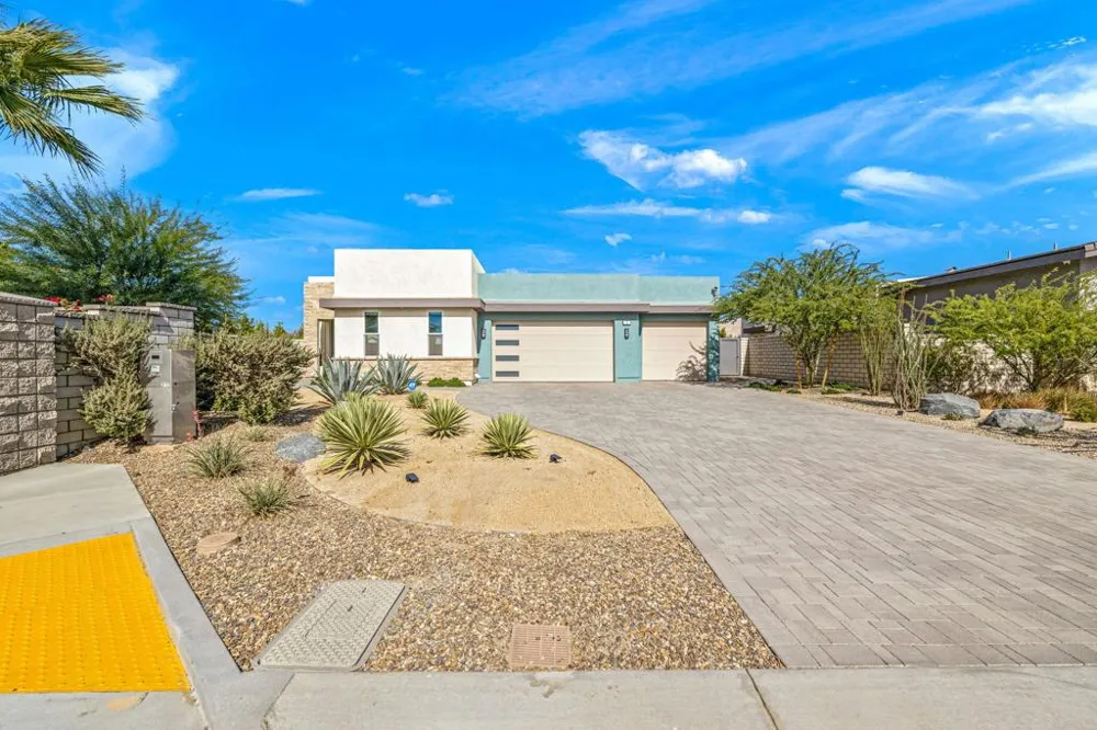 2 Iridium Way Rancho Mirage, CA 92270