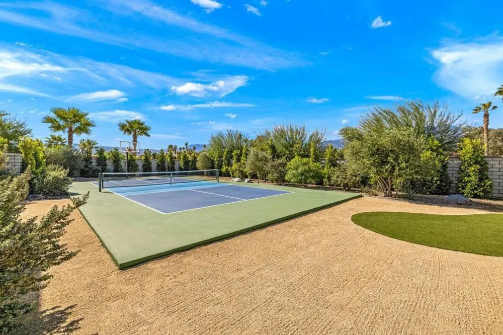 2 Iridium Way Rancho Mirage, CA 92270