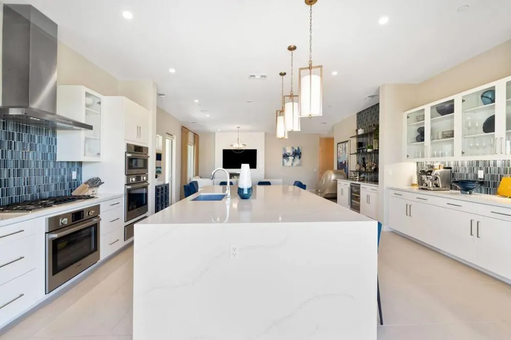 2 Iridium Way Rancho Mirage, CA 92270