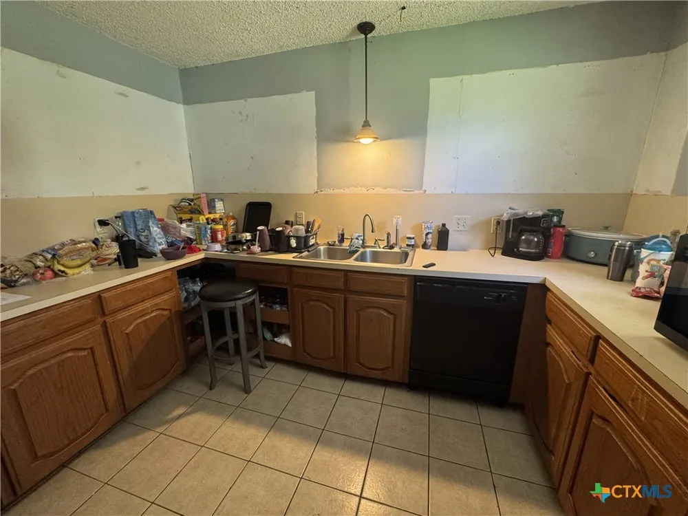 3041 Monroe St Commerce, TX 75428