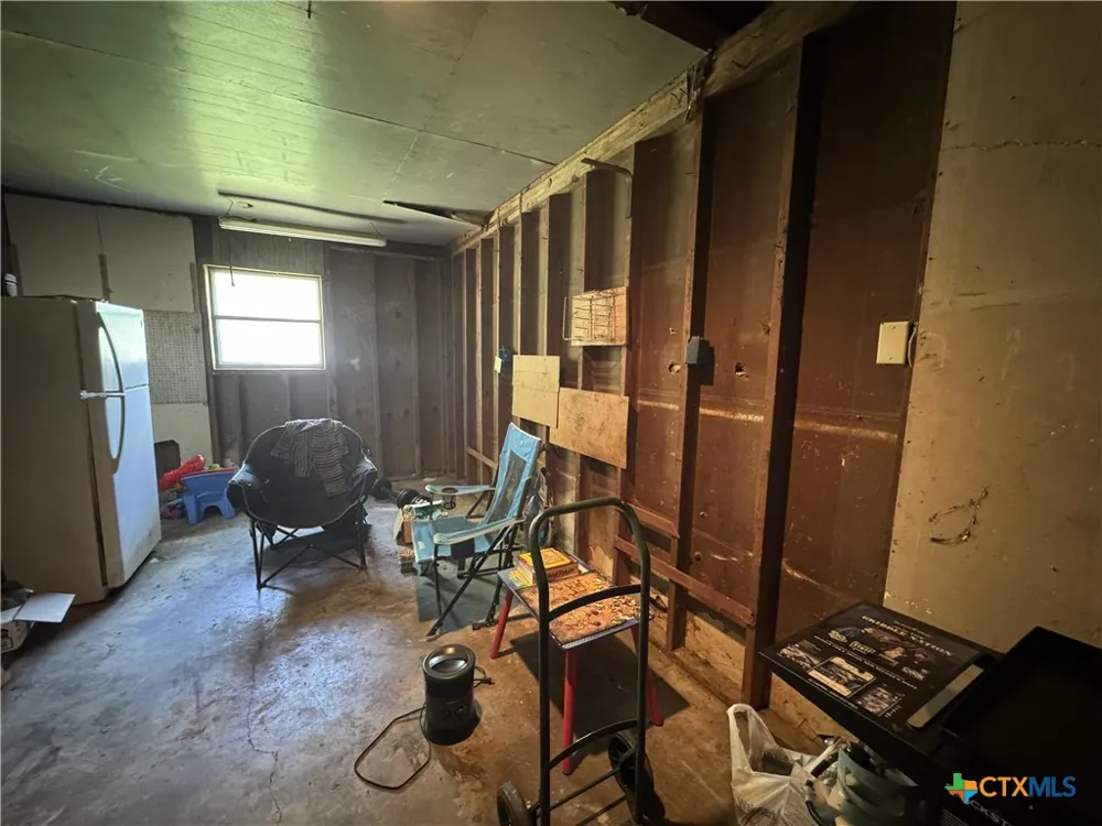 3041 Monroe St Commerce, TX 75428