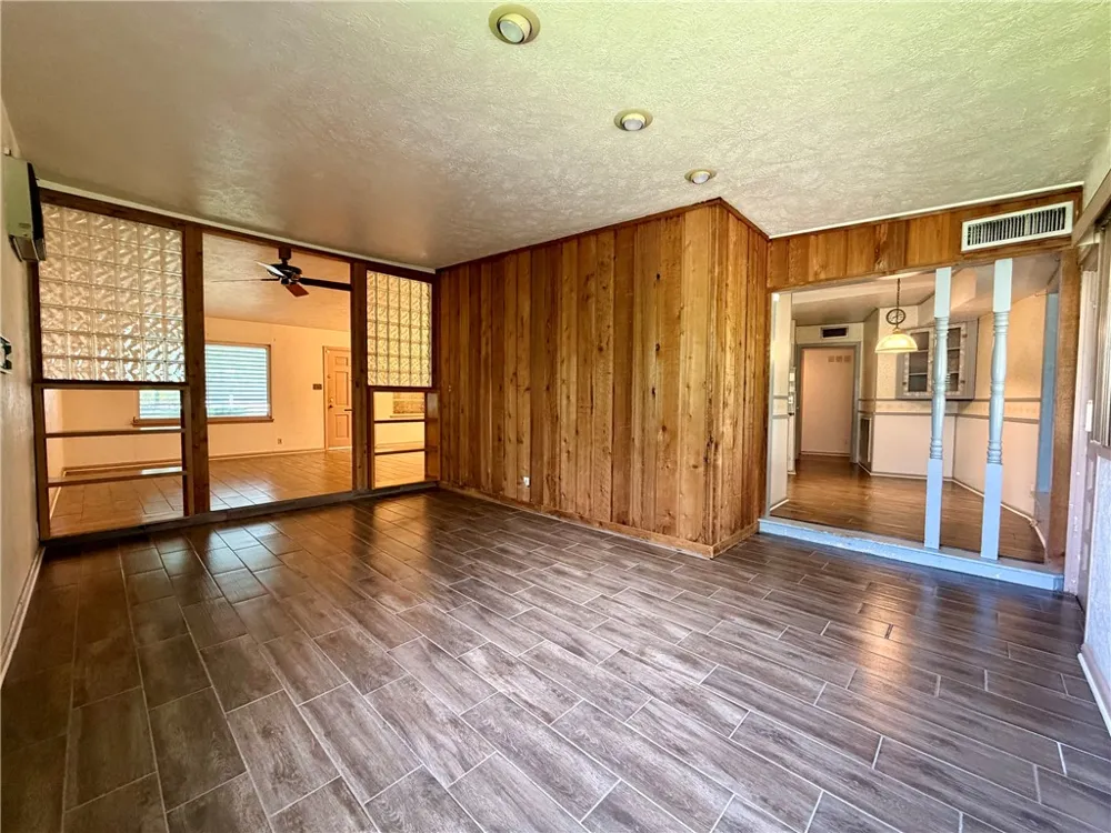 1416 S 11th Street Kingsville, TX 78363