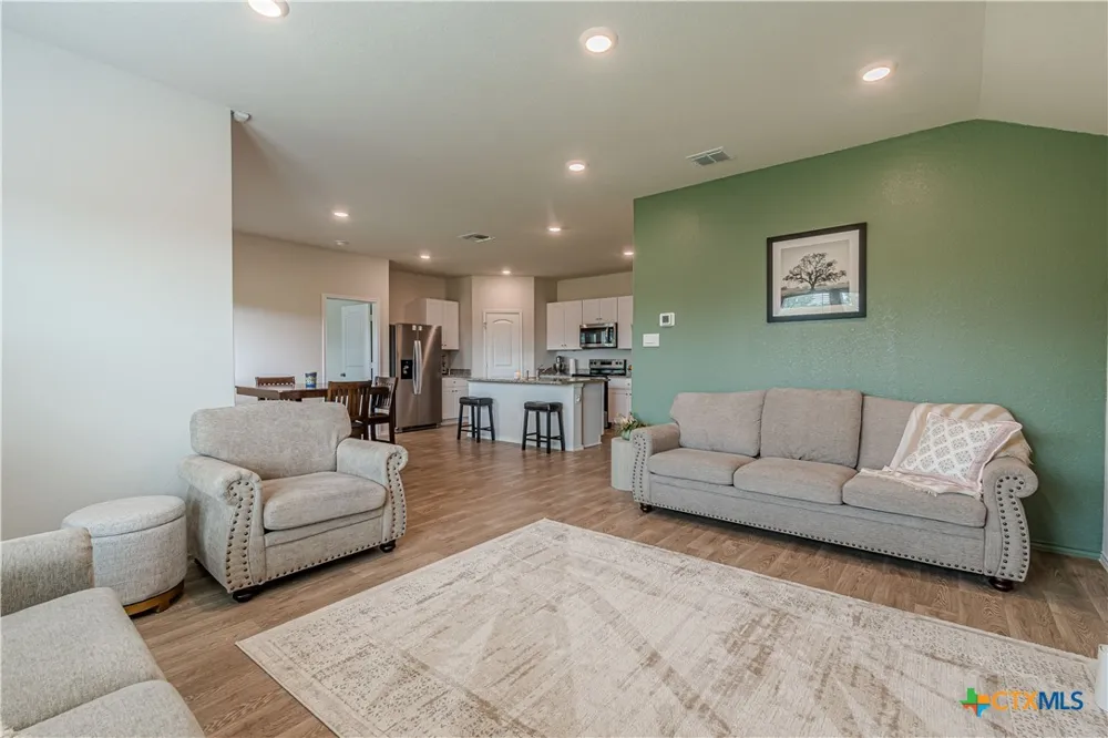 844 Peccary Place Seguin, TX 78155