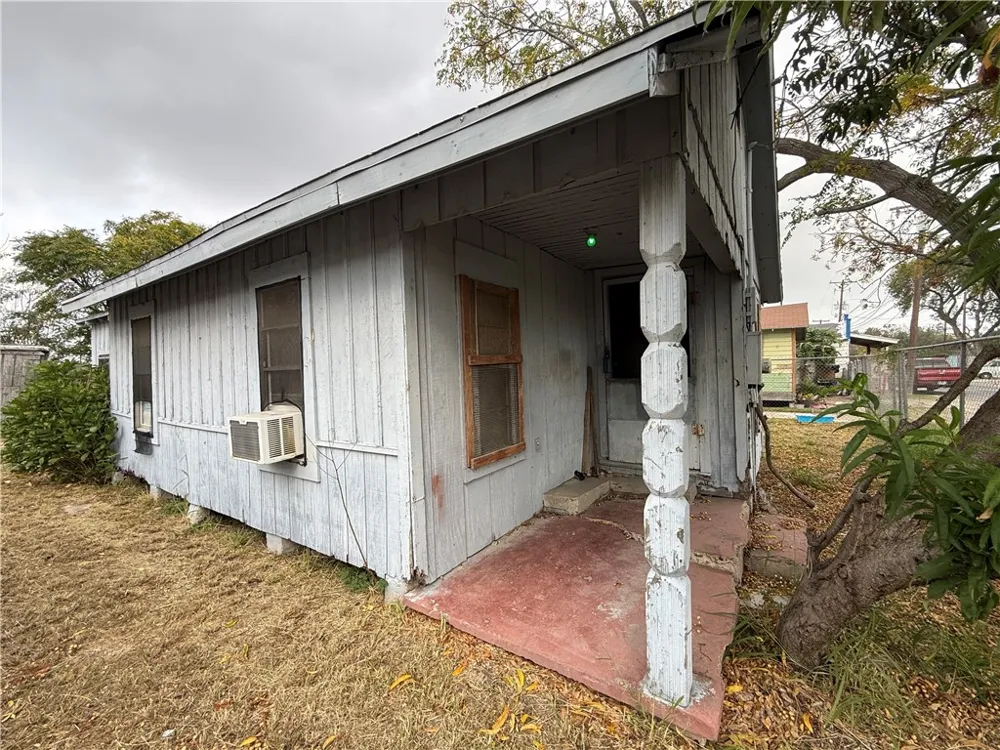 125 Bluntzer Street Corpus Christi, TX 78408